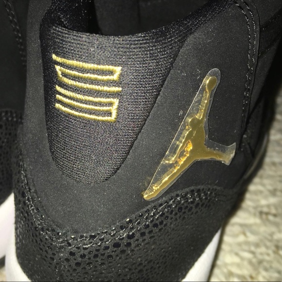 Jordan 11 ‘Heiress’ - Picture 3 of 3